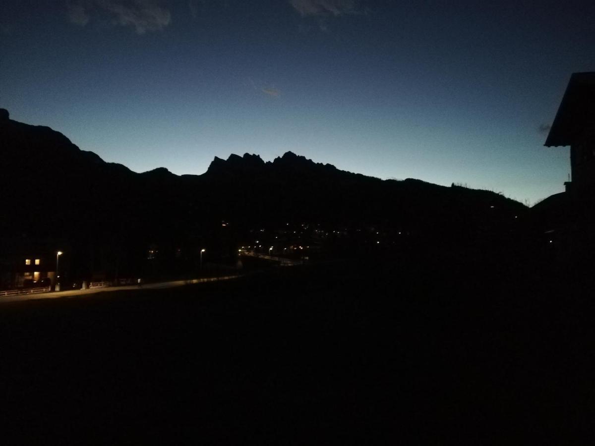 Casa Vacanze Miramonti - Appartamento Con Balcone Con Vista Sulle Dolomiti Borca di Cadore Exterior foto